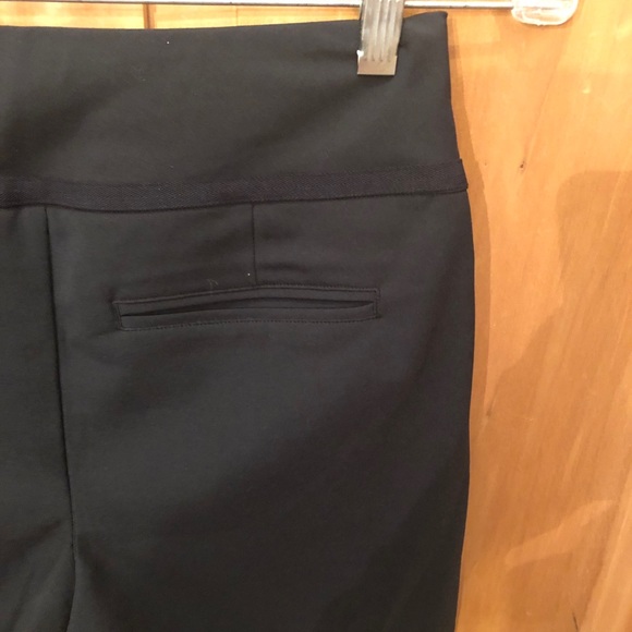 Under Armour Womens XS Golf Shorts - Picture 6 of 10